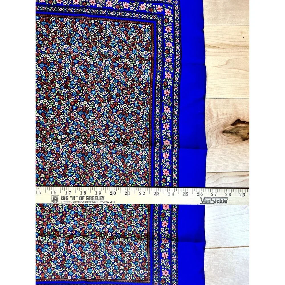 Vintage‎ Tiny Flower Scarf